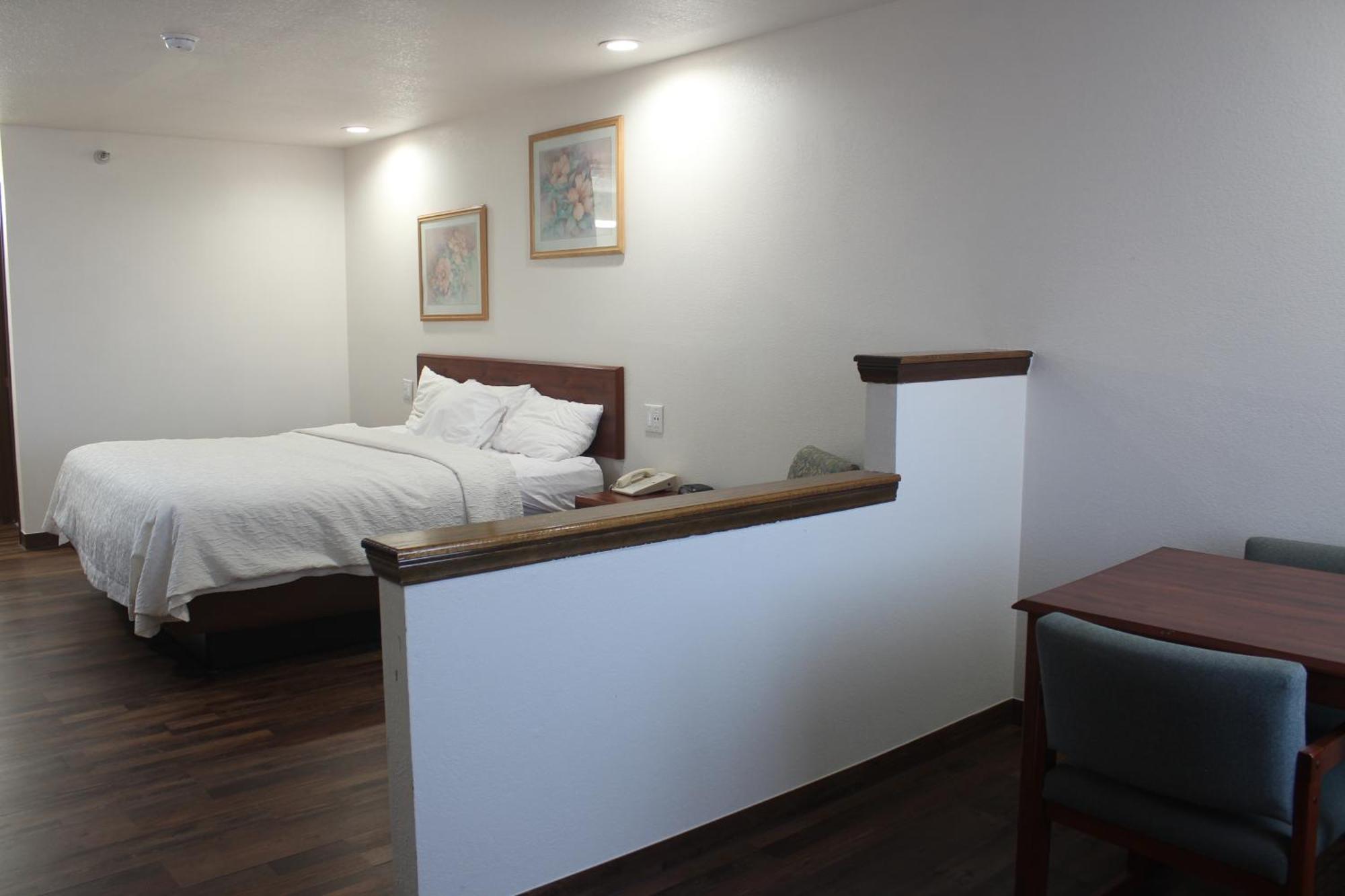 Rodeway Inn Тукумкари Экстерьер фото