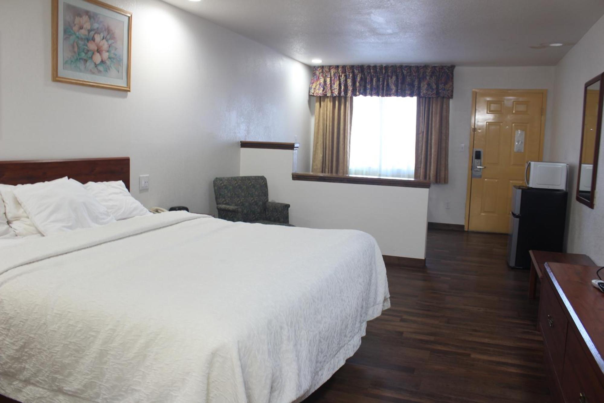 Rodeway Inn Тукумкари Экстерьер фото
