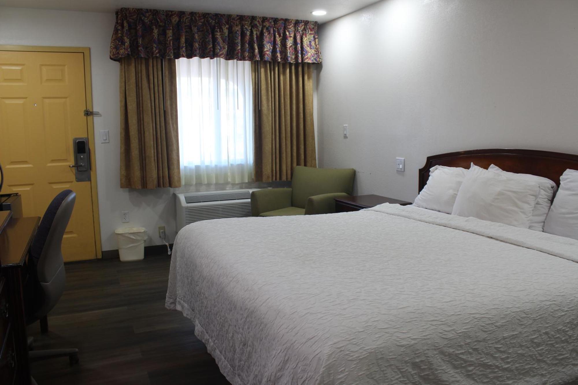 Rodeway Inn Тукумкари Экстерьер фото