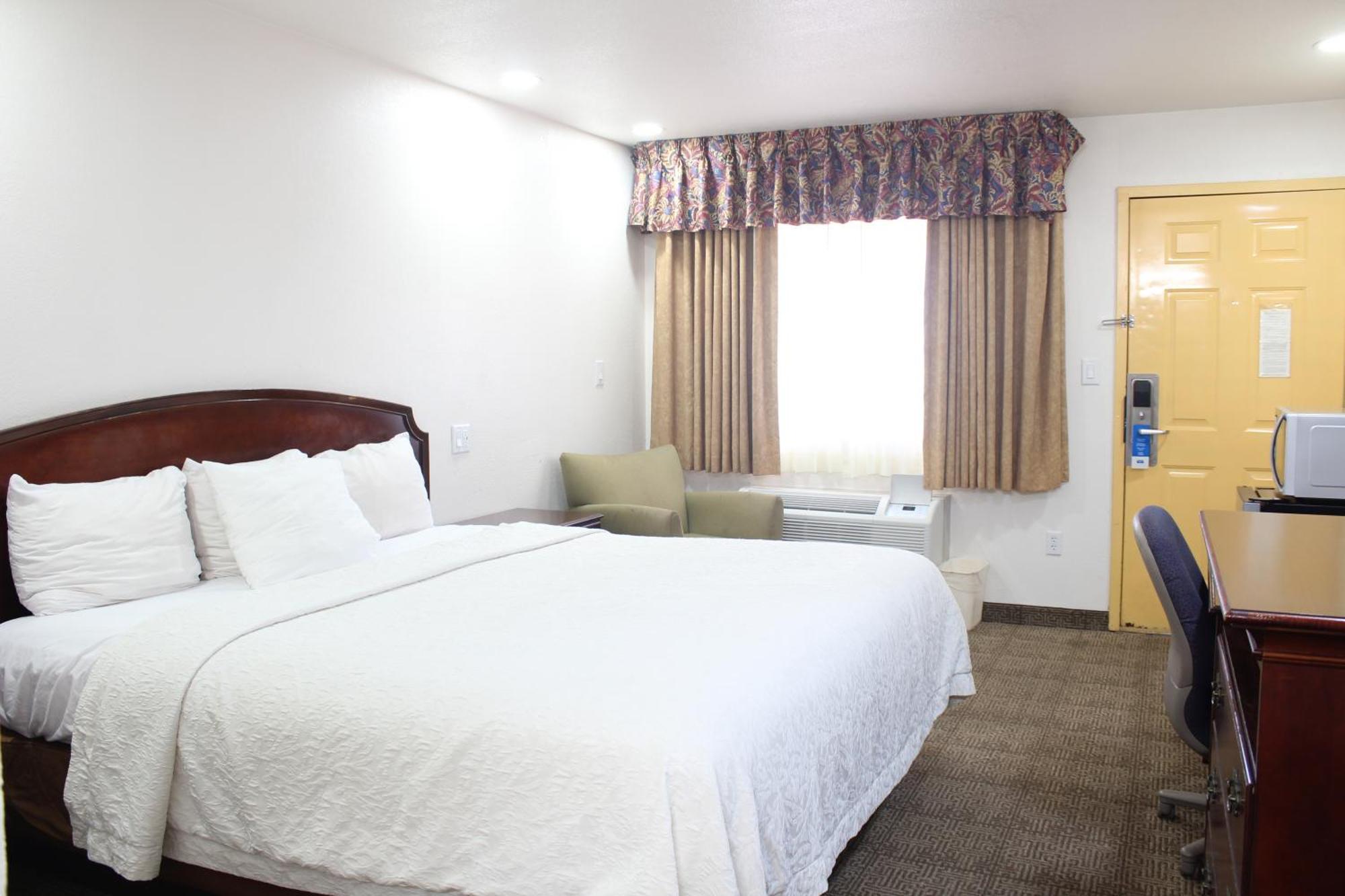Rodeway Inn Тукумкари Экстерьер фото