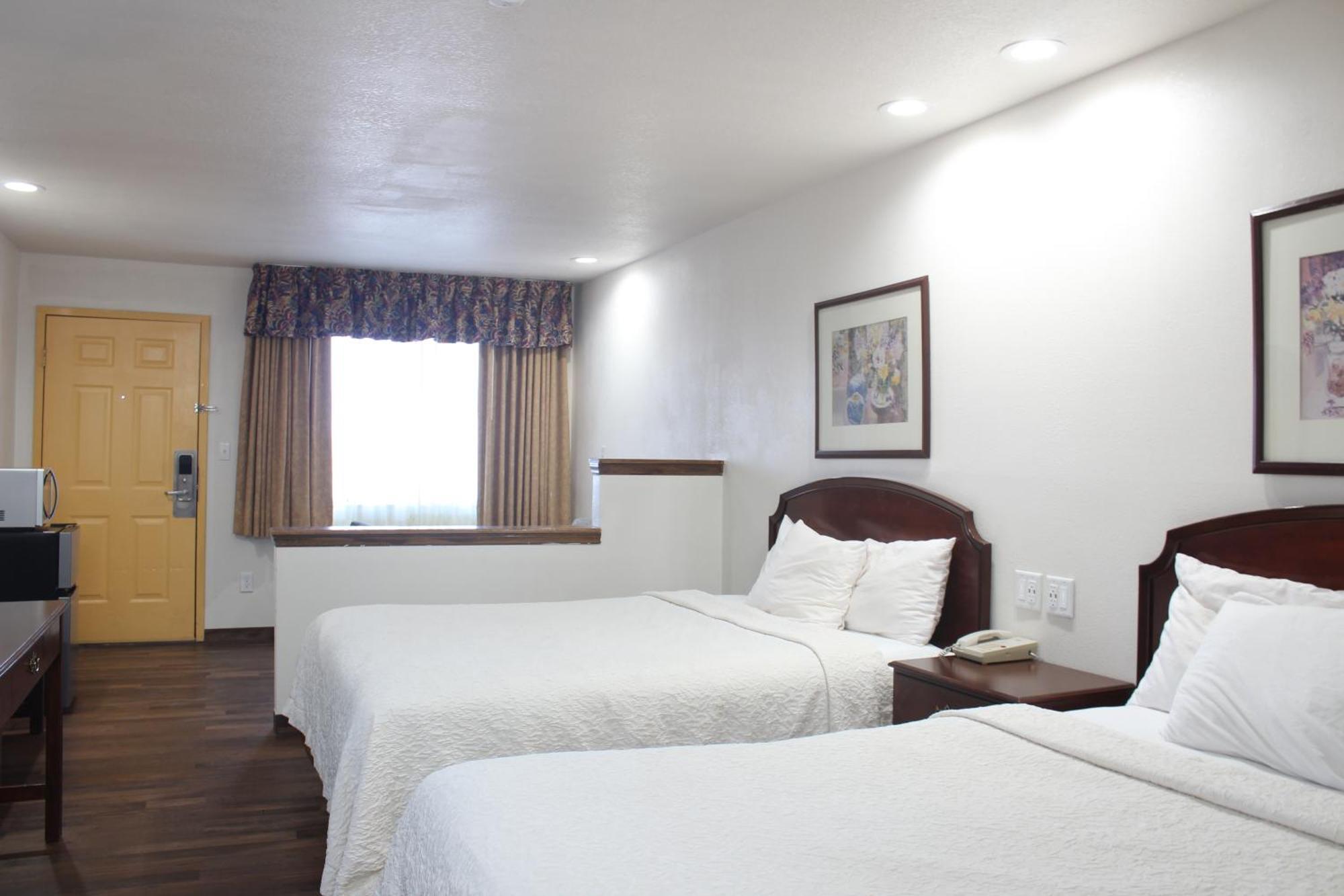 Rodeway Inn Тукумкари Экстерьер фото